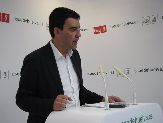 El Portavoz Del Grupo Socialista En El Parlamento Andaluz, Mario Jiménez. 