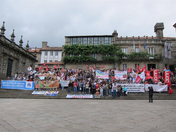 Protesta Contra Integración De Centros De FP