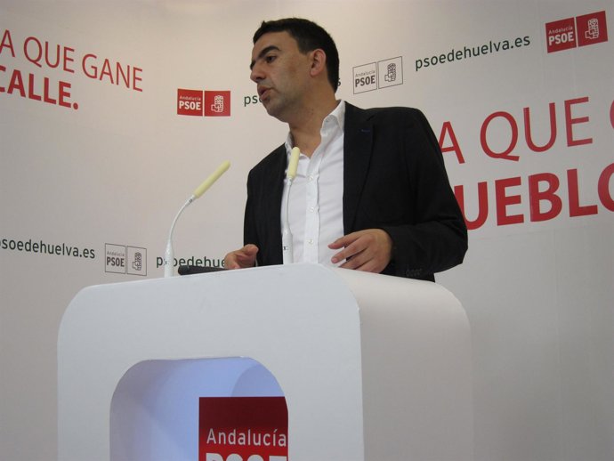 El Portavoz Del Grupo Socialista En El Parlamento Andaluz, Mario Jiménez.