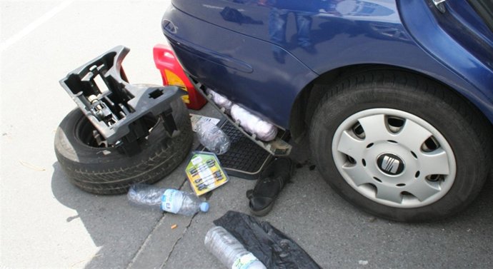 GUARDIA CIVIL A CORUÑA: Nota De Prensa Y Dos Fotos.