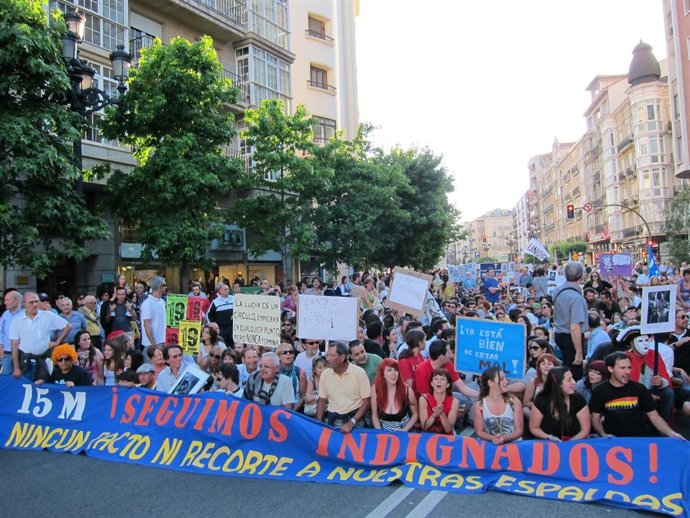 Manifestación 15M En Santander 