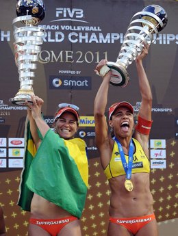 Juliana Felisberta Y Larissa Franca, Voley Playa