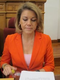 Cospedal va a "contener inicialmente" el desarrollo de las infraestructuras hasta sanear las cuentas públicas