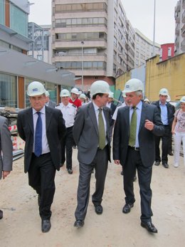 Cortizo, Caballero Y Delfín Fernández Visitan La Nueva Comisaría De Vigo
