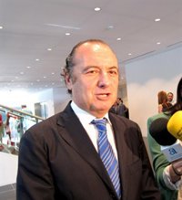 Ripoll rechaza valorar la candidatura de Luisa Pastor como presidenta de la Diputación