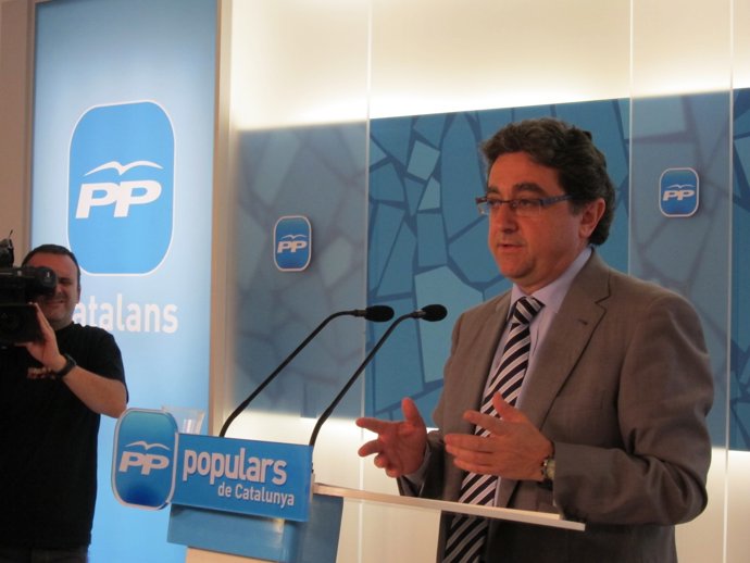 El Portavoz Del PP Catalán, Enric Millo