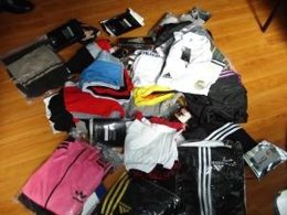 Artículos Decomisados Destinados A La Venta Ambulante Ilegal 