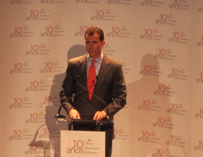 El Príncipe De Asturias En El X Aniversario Del Real Instituto Elcano