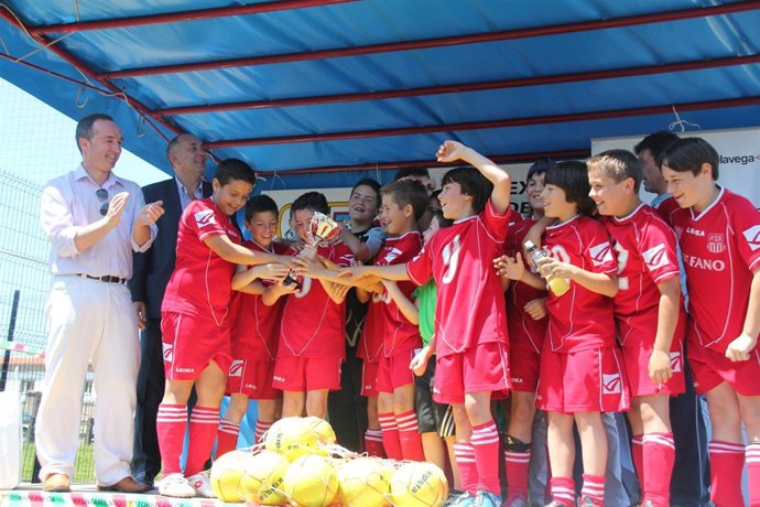Entrega Premios Fútbol 7 En Torrelavega. 