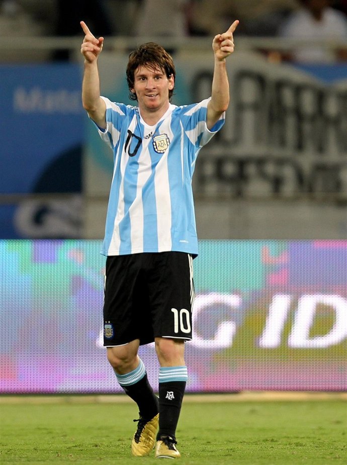 Leo Messi Con La Camiseta De Argentina