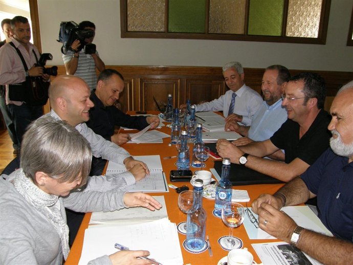 FOTOS BNG LUGO: Negociacións Entre BNG E PSOE En Lugo