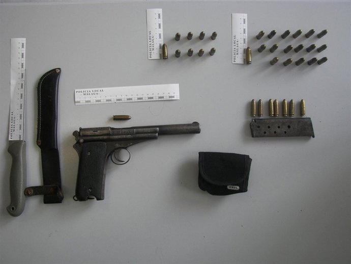 Armas y munición incautadas por la Policía Local