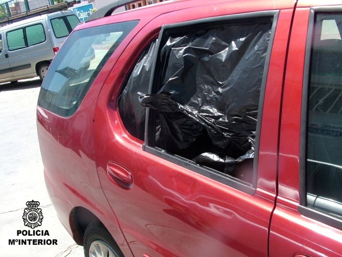 Policía Nacional (El CNP Detiene En Almendralejo A Un Individuo Cuando Cometía U