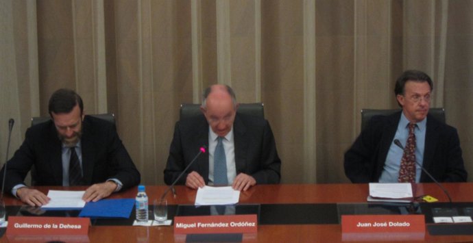 El Gobernador Del Banco De España, Miguel Ángel Fernández Ordóñez