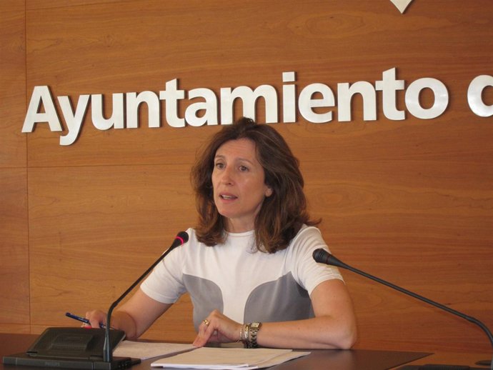 La Concejala De Hacienda, Mar San Martín