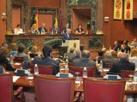 Valcárcel asegura que aunque no dispone de varita mágica se creará empleo en esta legislatura
