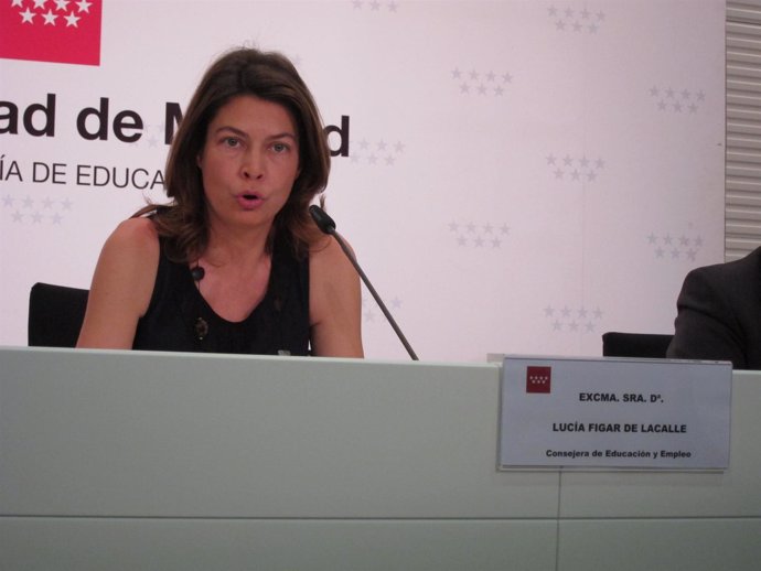 La Consejera De Educación Y Empleo, Lucía Figar