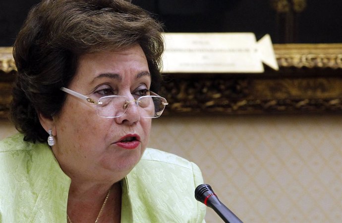Defensora Del Pueblo, María Luisa Cava De Llano
