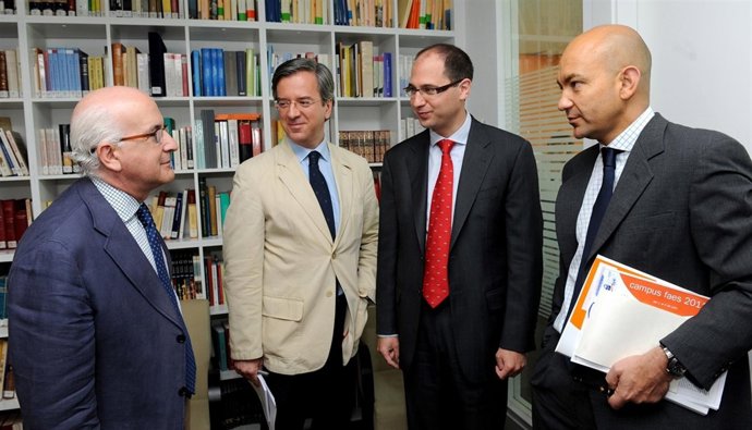 DAVID MUDARRA     653-433-467       