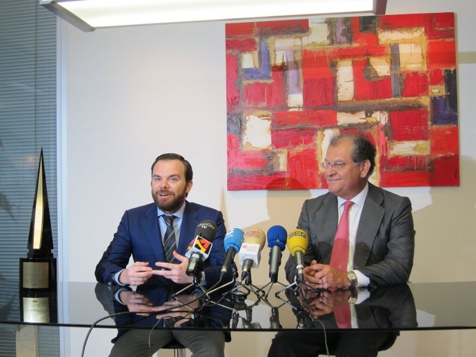 El Presidente De Ford España, José Manuel Machado, Durante La Rueda De Prensa