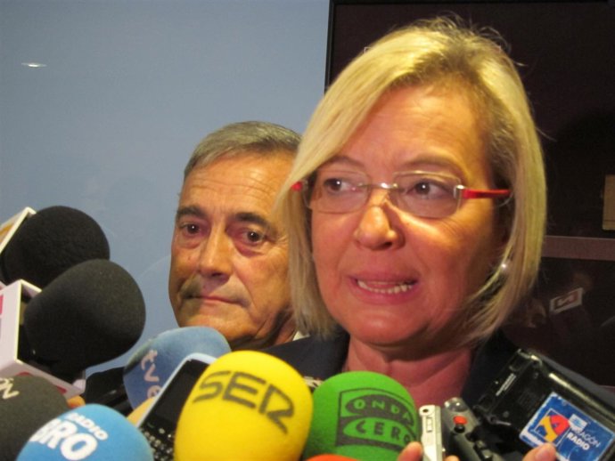 Eva Almunia, Portavoz Del PSOE En Las Cortes