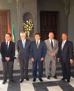 Griñán Preside La Toma De Posesión Del Rector De La UPO