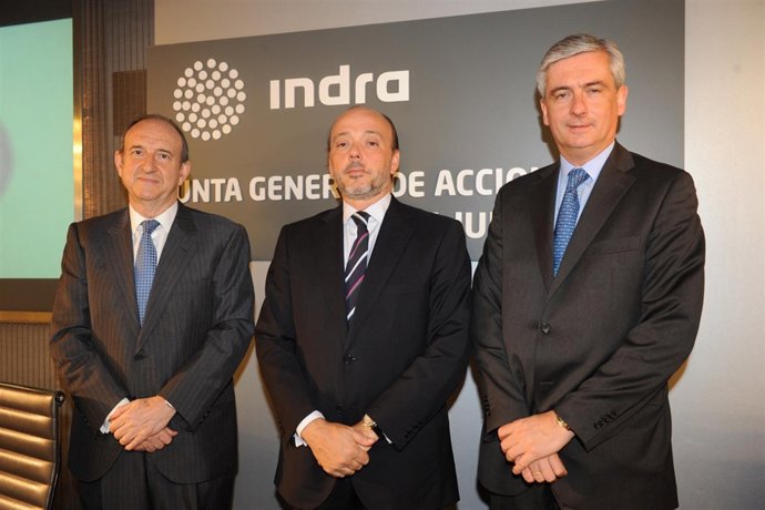 El Vicepresidente, El Presidente Y El Consejero Delegado De Indra