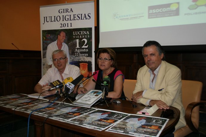 Un Momento De La Rueda De Prensa