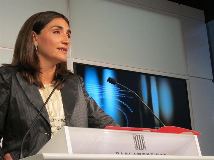 La Portavoz Adjunta Del PSC En El Parlament, Rocío Martínez-Sampere