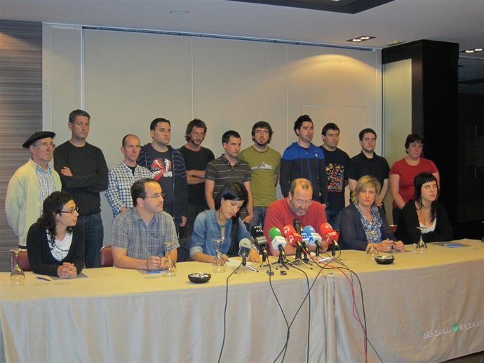 Representantes De Los Firmantes Del Acuerdo De Gernika