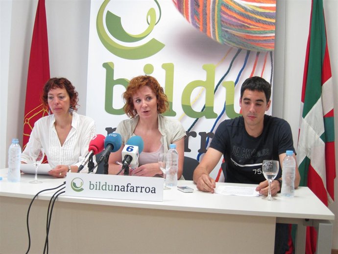Ediles De Bildu En Pamplona: Arantza Oskoz, Eva Aranguren Y Martínez De Eulate.