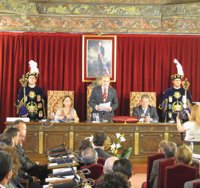 Carnero congela toda la legislatura el sueldo de los diputados, reduce las áreas de 5 a 4 y elimina una vicepresidencia