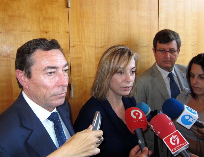 Sonia Castedo Y Mario Flores, Tras La Reunión