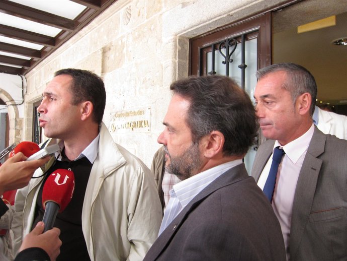 Representantes De Los Sindicatos Con Presencia En Novacaixagalicia