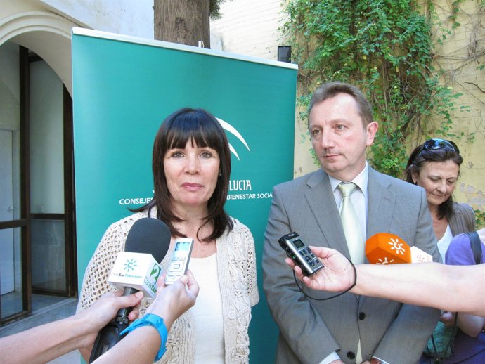 Micaela Navarro Y Manuel Recio