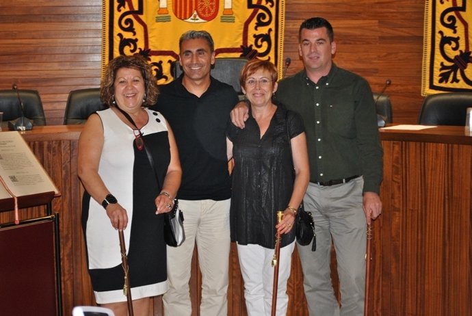 Tres Pedáneos, Con El Alcalde De Beniel, Roberto García