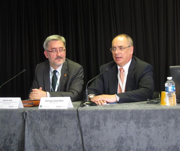 Ávila Y Ureña Durante La Rueda De Prensa.