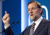 Rajoy advierte que el Gobierno "abre una vía peligrosa" 