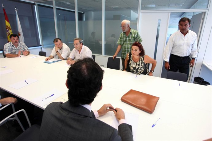 Guerra Se Reúne Con Personal De Alfageme