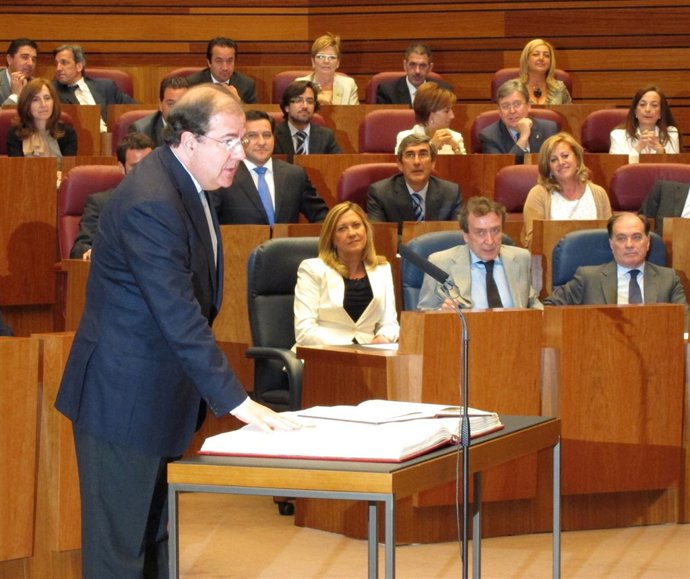 Herrera Jura Cargo Como Procurador