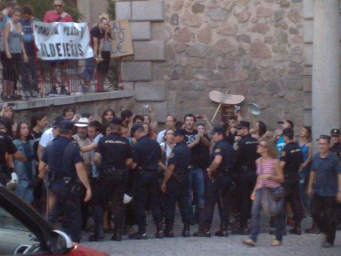 'Indignados' Retenidos