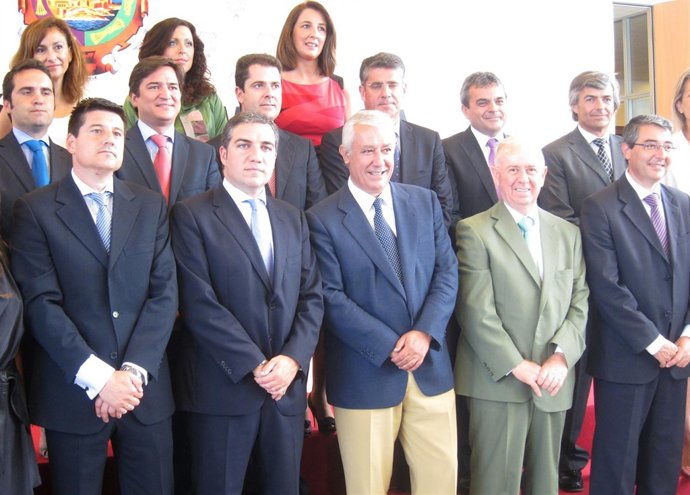 Javier Arenas Con Los Diputados Provinciales Del PP