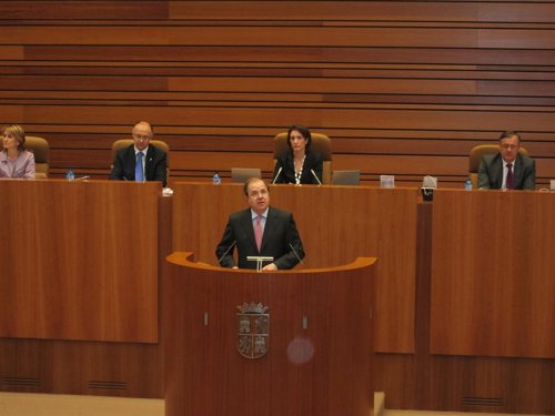 El Presidente Electo De La Junta, Juan Vicente Herrera, Durante Su Discurso