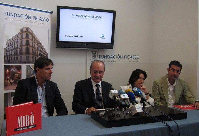 Presentación Muestra 'Miró. Su Lucha Contra La Dictadura'