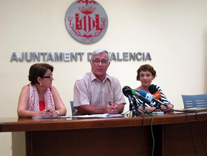 Castillo, Ribó Y Soriano En Rueda De Prensa