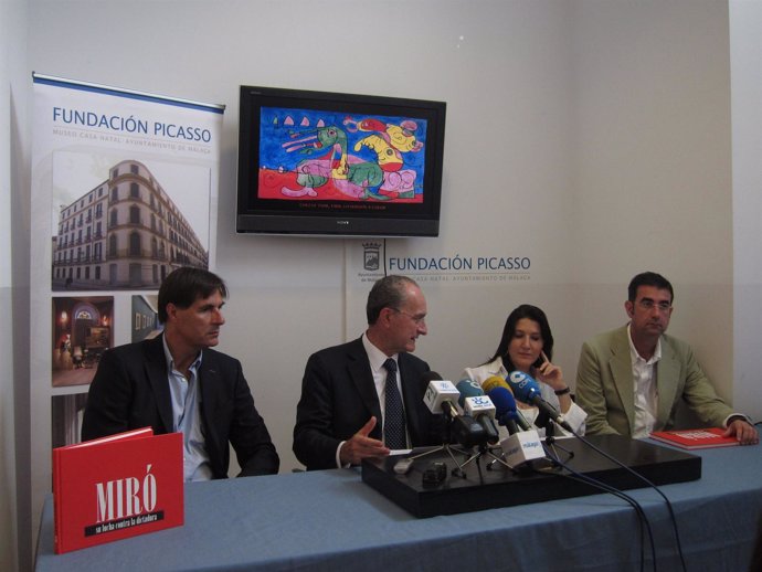 Presentación Exposición 'Miró. Su Lucha Contra La Dictadura'