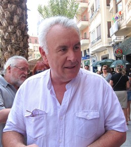 El Coordinador De EU, Cayo Lara