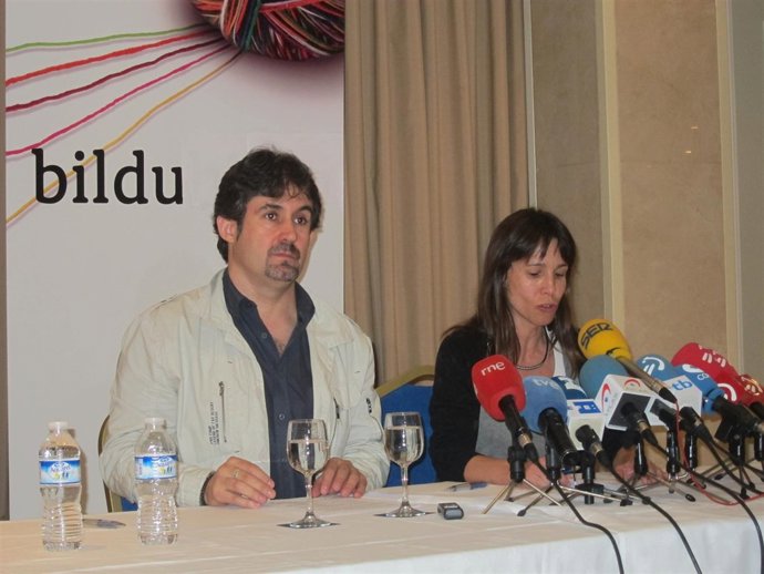 En Una Comparecencia Con Pello Urizar