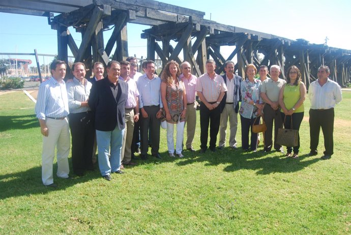 Alcaldes 'Populares' Se Reúnen En Huelva