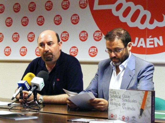 Salazar Y Valdivielso En La Presentación De La Guía Sindical De Vivienda.